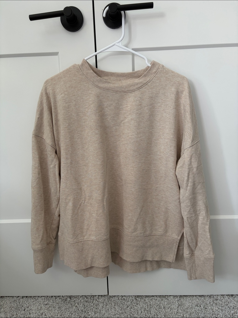 Time and Tru Beige Crewneck Pullover Sweater